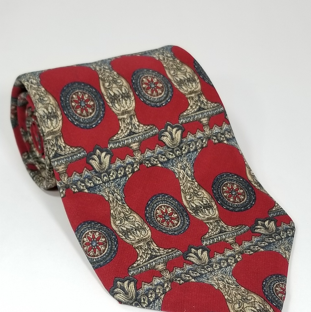 Metropolitan Museum of Art Tie 100% Silk